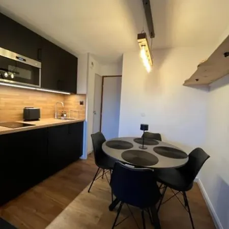 Studio 4 Personnes Plein Centre Huez Exterior photo
